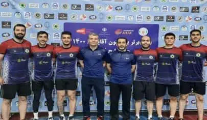 جنگ بدمینتون‌ بازان در قم
